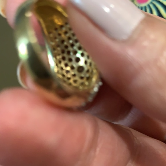 ladies 14 Kt dome paved with CZs weight 8.80 gr - Picture 3 of 5